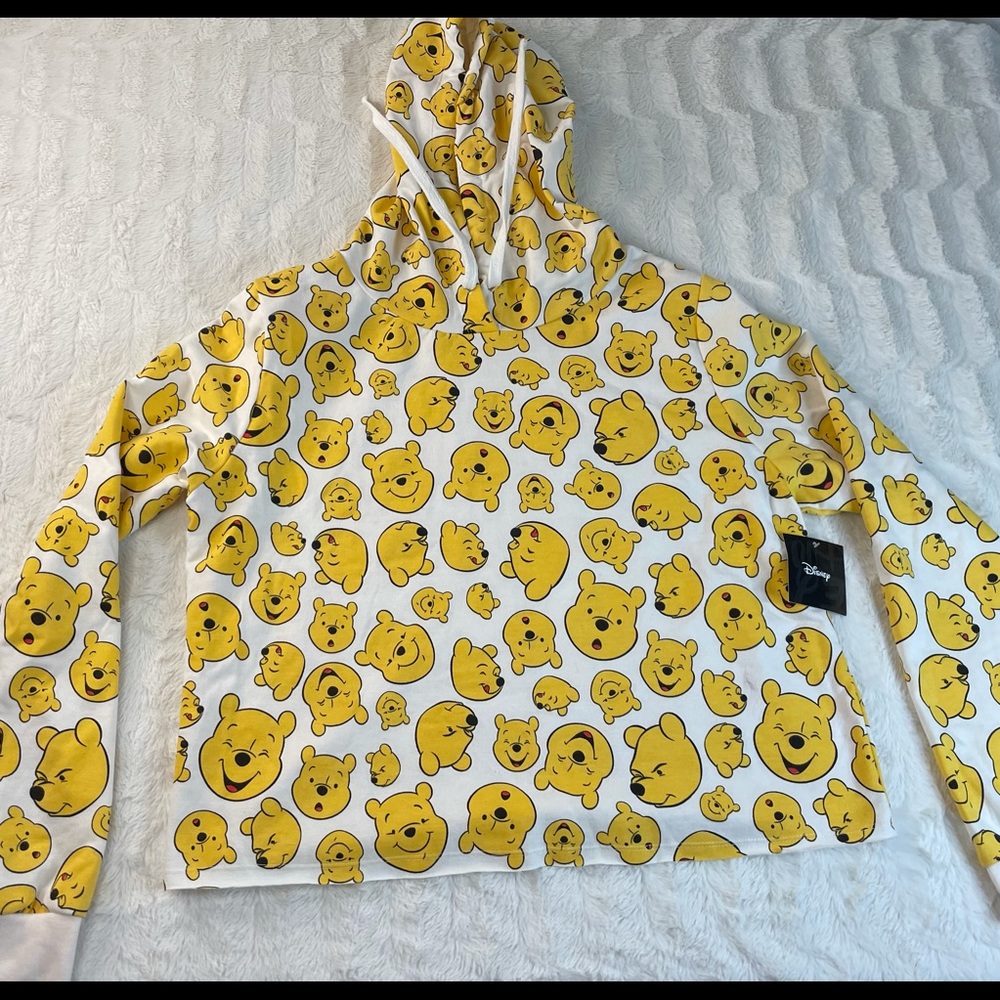 Women’s Winnie The Pooh Bear All Over Face Print Semi Cropped Hoodie Size XL